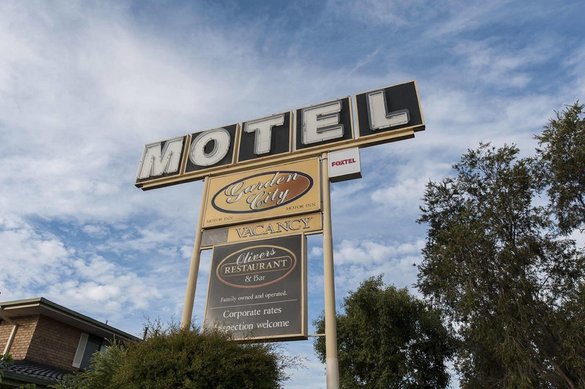 Garden City Motor Inn Wagga Wagga Exterior photo
