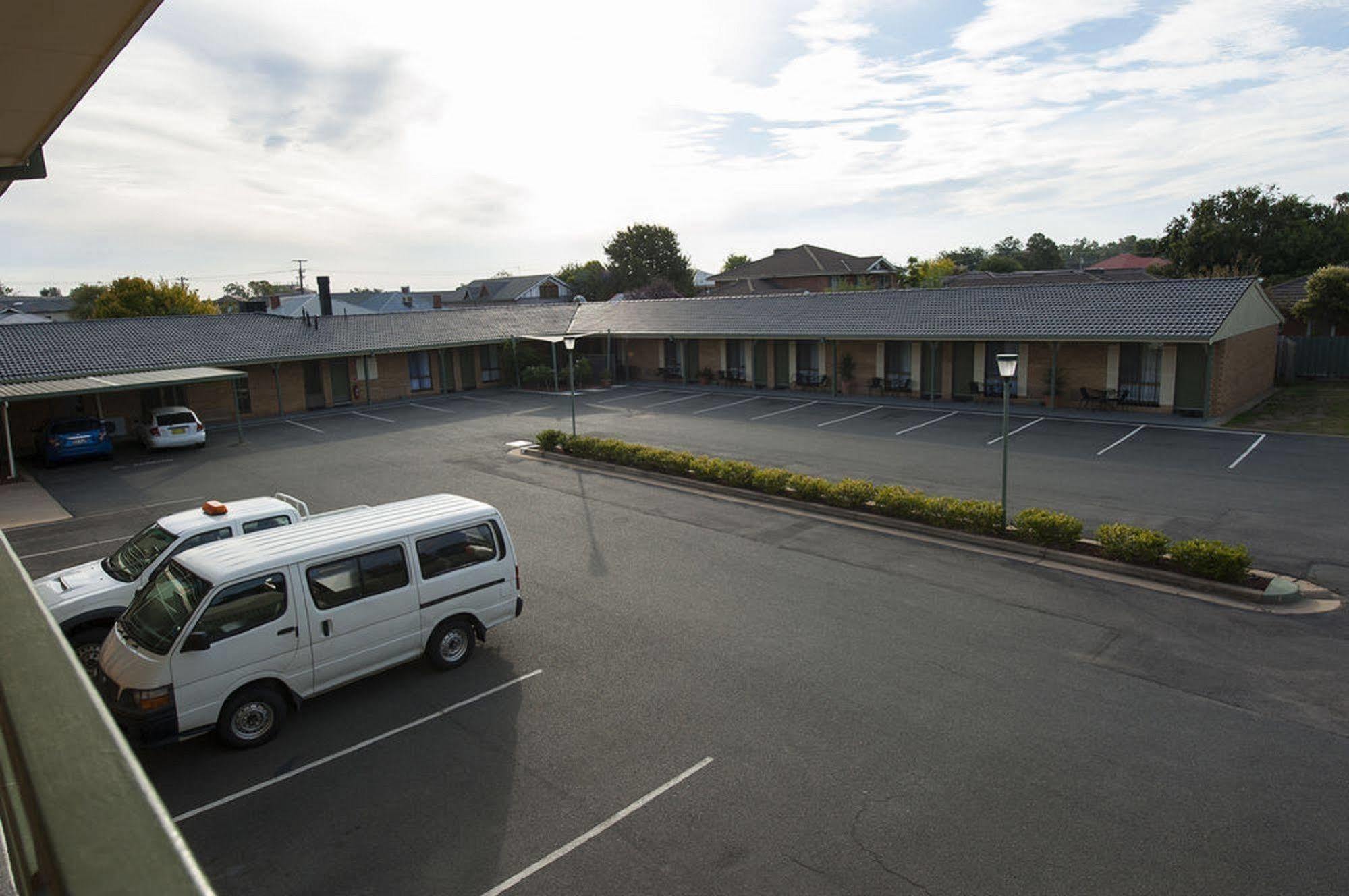 Garden City Motor Inn Wagga Wagga Exterior photo